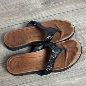 UGG Lorrie Woven Leather Black Sandals